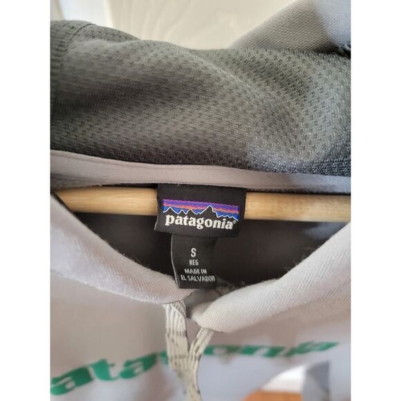 Patagonia Men's Text Logo PolyCycle® Hoody S Grey - Picture 3 of 11
